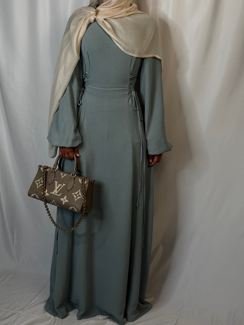 Aroura dress