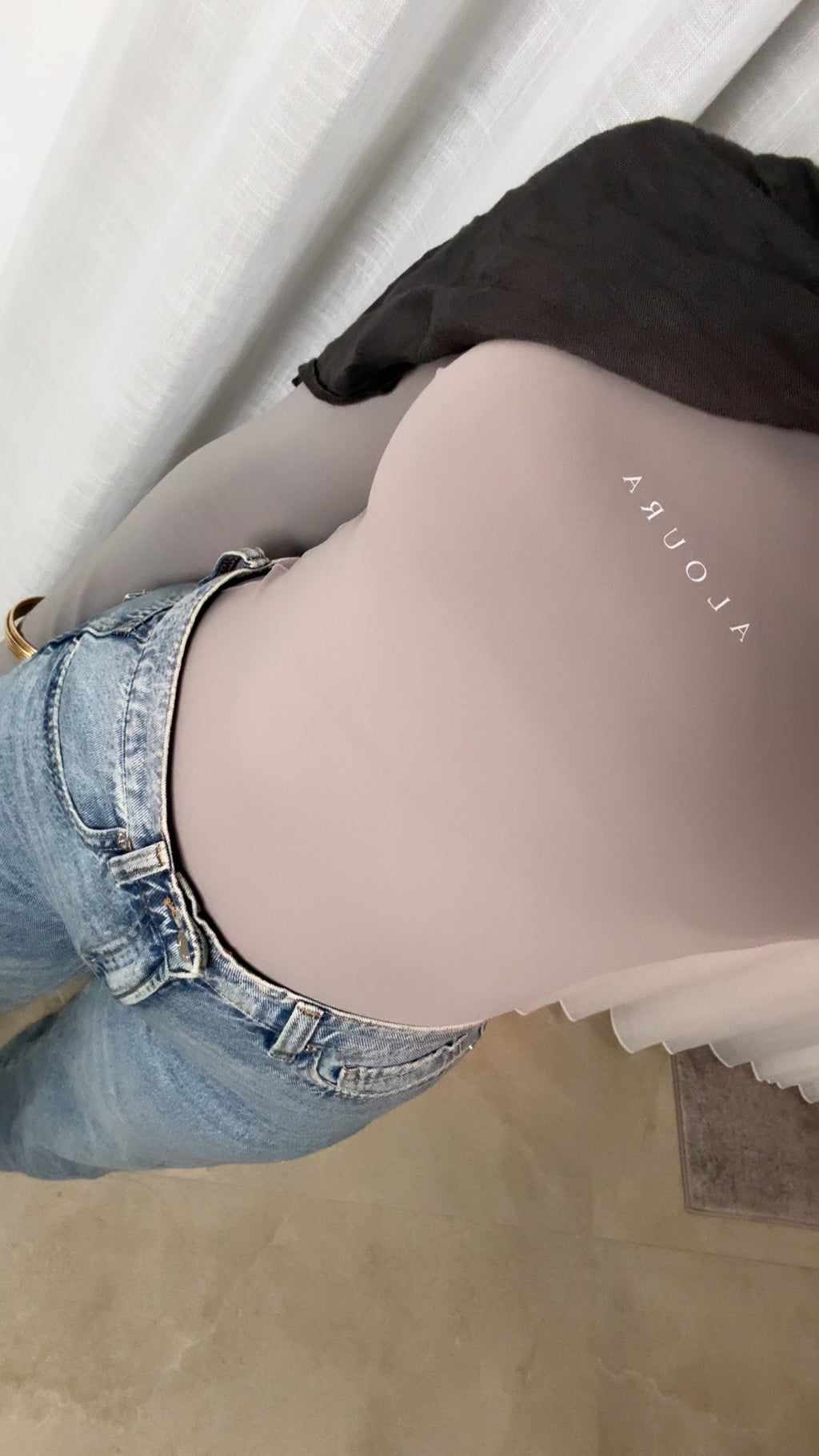 Aloura Sculpt Top