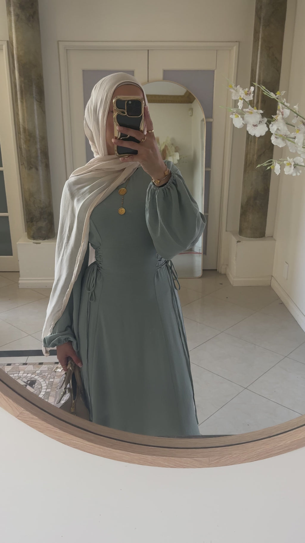 Aroura dress